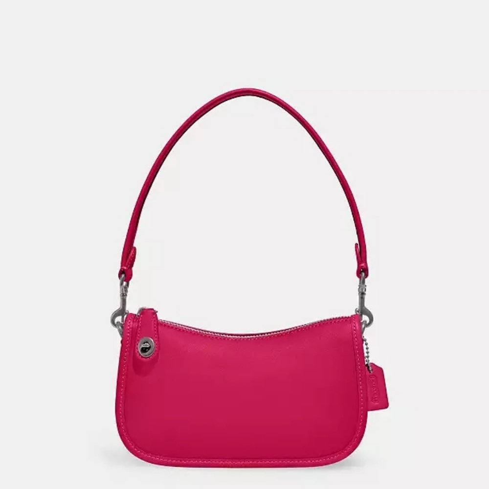 Coach Swinger 20 In Dragon fruit Pink